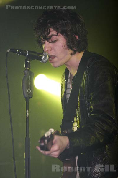 THE KOOKS - 2006-04-03 - PARIS - Nouveau Casino - 